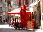 Pula (Istrien): Restaurant in der Altstadt